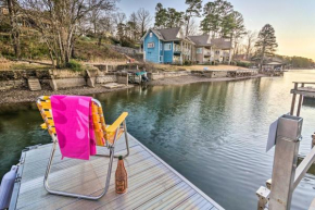 Waterfront Hot Springs Gem Patio and Game Room